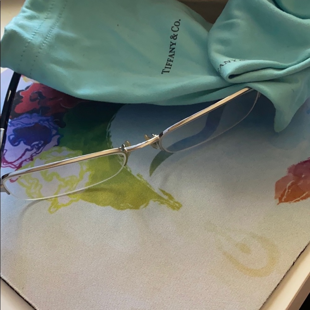 Tiffany’s reading glasses
